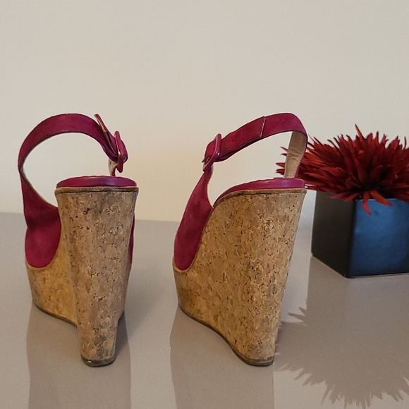 100 - Picture 4 of 5